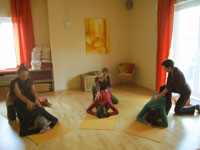 Yoga im Vauban, Partnermassage